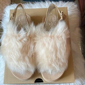 UGG HOLLY open toe Treadlite fluffy sandals with adjustable buckle strap